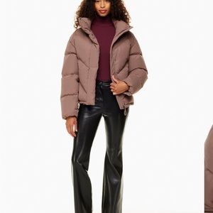 aritzia cloud puff nwt (!!)